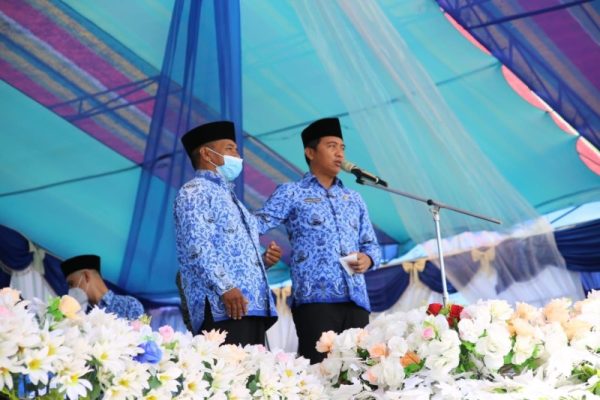 Tampak Upacara saat dimulai. (Foto Istimewa)