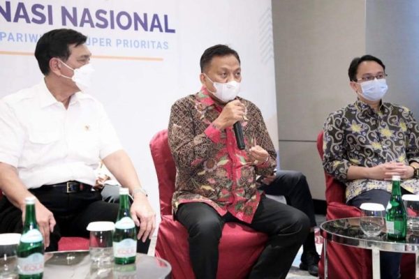 Gubernur Olly saat mengikuti Rakor nasional, percepatan pengembangan lima destinasi pariwisata super prioritas tahun 2021. (Foto.ist)