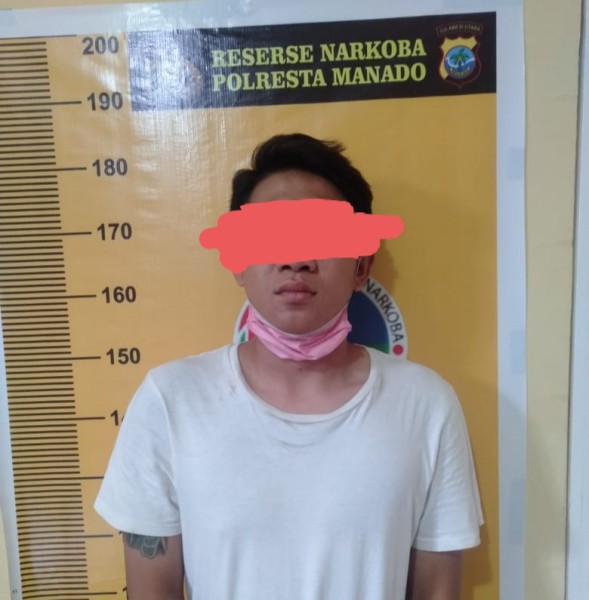 Pelaku pengedar obat terlarang saat ditangkap