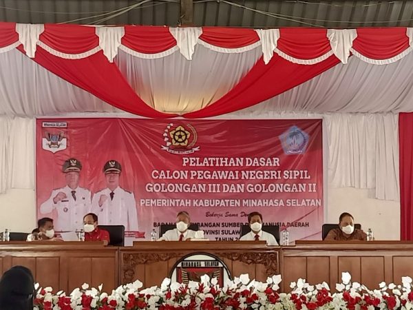 Kegiatan pelatihan dasar (Latsar) calon pegawai negeri sipil (CPNS) golongan III dan golongan II