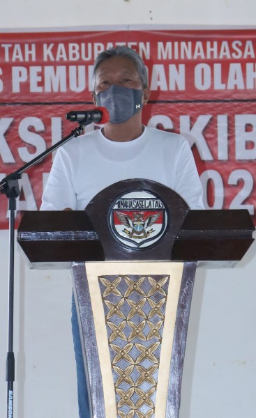Bupati Minahasa Selatan Franky Donny Wongkar, SH