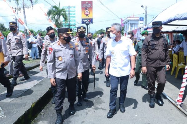 Bupati Minahasa Selatan Franky Donny Wongkar, SH dan Kapolda Sulut Irjen Pol. Drs. Mulyatno, SH., MM