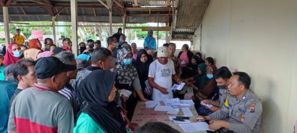 Bantuan Langsung Tunai (BLT) Minyak Goreng.