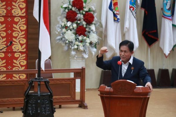 Ketua Harian YKI Sulut, dr. Fransiscus Andi Silangen