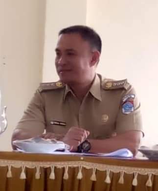 Asisten I Bidang Pemerintahan dan Kesejahteraan Rakyat Sekretariat Daerah (Setda) Boltim Rahman Hulalata
