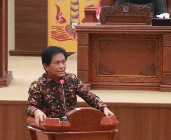 ketua DPRD Sulut dr. Fransiscus Andi Silangen