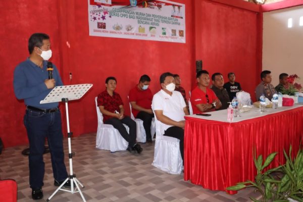 Pdt. Petra yani Rembang menghadiri Gelar Pangan Murah