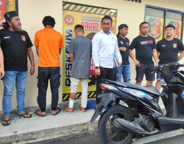 SINDIKAT pencuri motor digelandang Resmob Black Dragon ke Polres Minut.